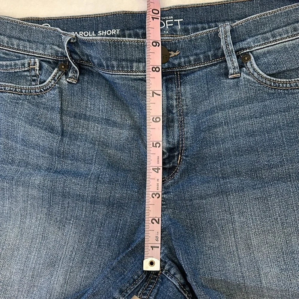 2 LOFT Denim Roll Short Jean Shorts Size 8 - Picture 10 of 11